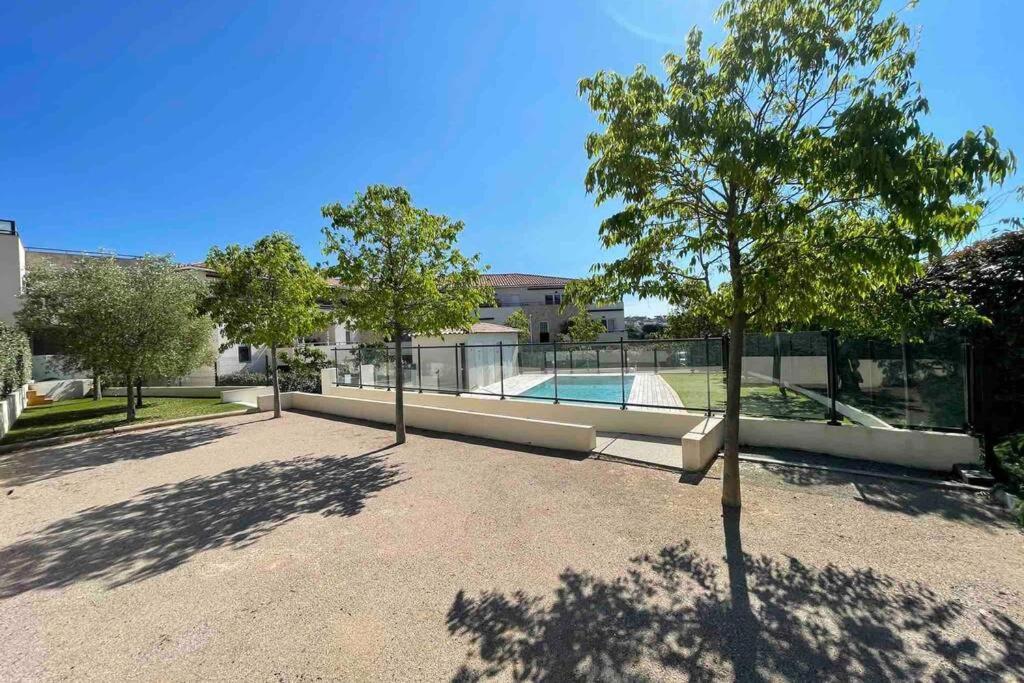 Appartement Piscine Terasse Gym Sauna Balneo 圣马克西姆 外观 照片