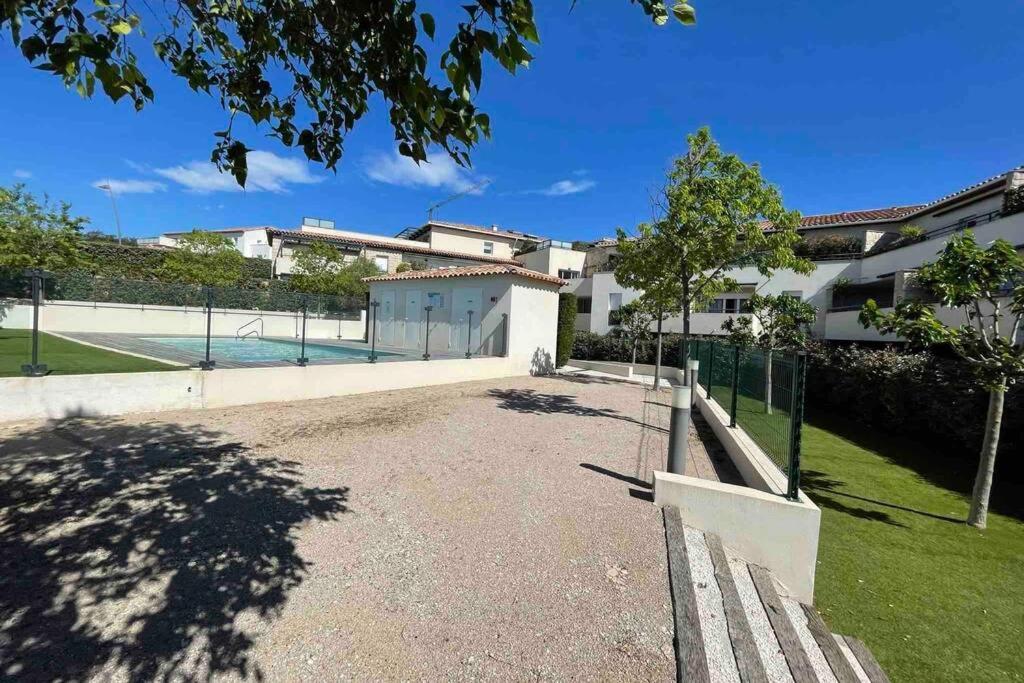Appartement Piscine Terasse Gym Sauna Balneo 圣马克西姆 外观 照片
